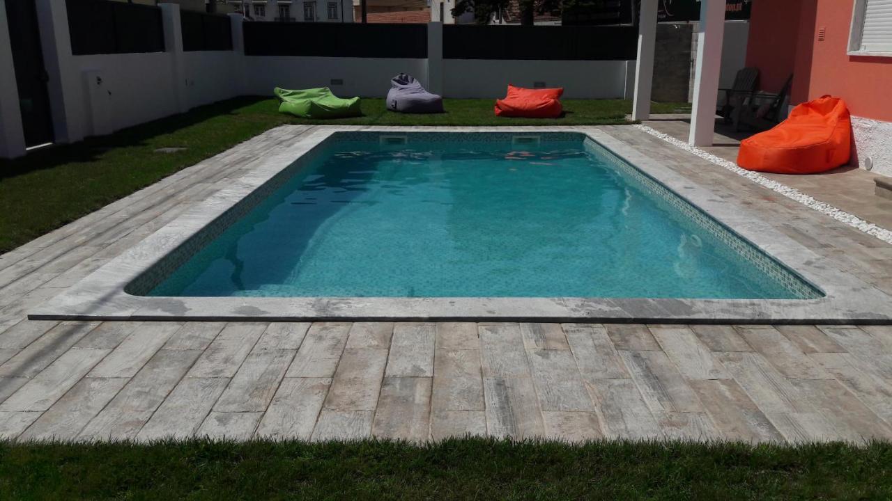 Family Villa Pool & Beach Caparica Εξωτερικό φωτογραφία