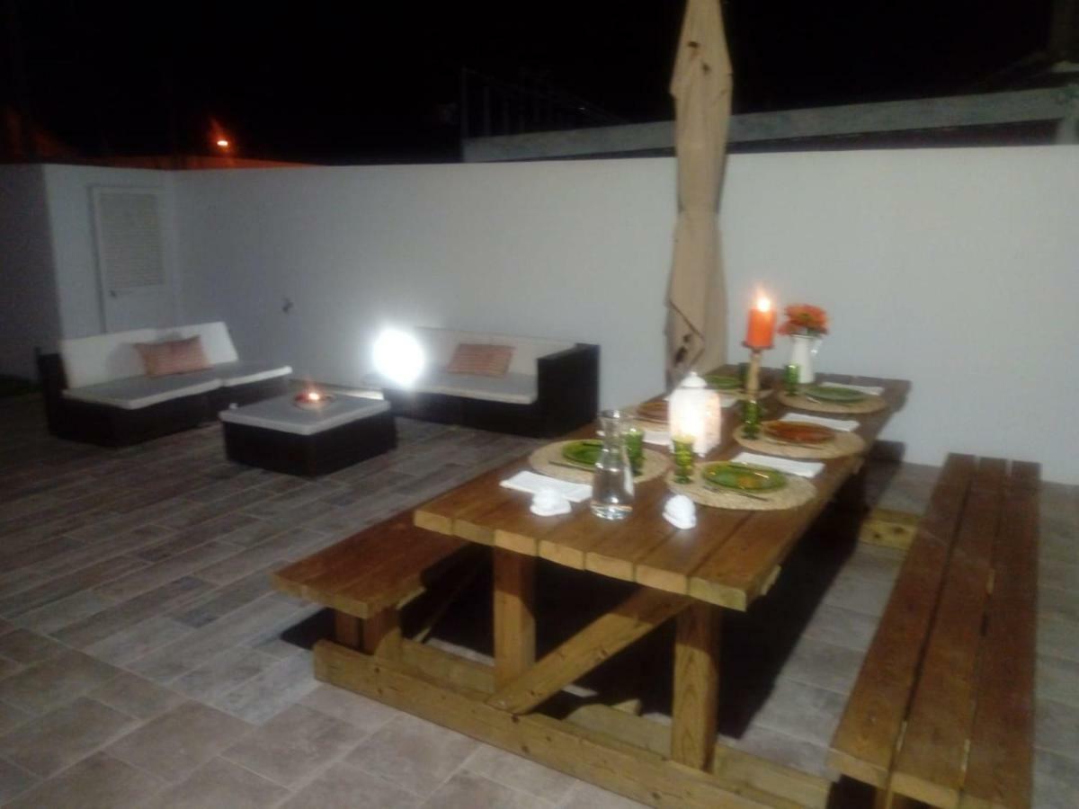 Family Villa Pool & Beach Caparica Εξωτερικό φωτογραφία